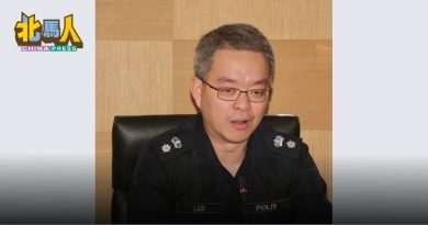 摩哆槟城大桥失控相撞 2骑士一死一伤
