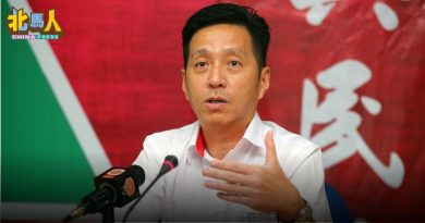 陆兆福热衷谈官职和勋衔 胡栋强：漠视生活成本 物价高