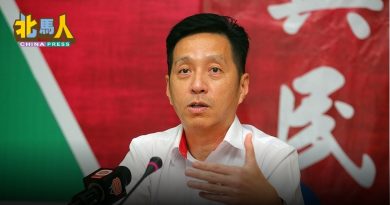 安华称可办大集会挺翻新法  胡栋强：言论幼稚  应以理服人　　