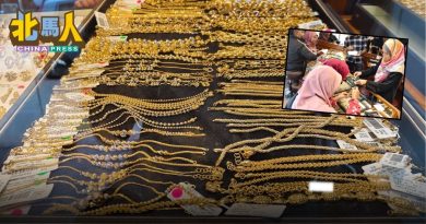 今日北马头条︱闪亮迎佳节 外劳客不少  旧金换新 占多数