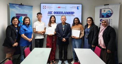 AK勤略学院拨7.5万 助3学生完成物流专科学位