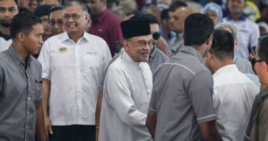 一人RM100 一家人就不少了