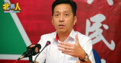 倒安华集会︱胡栋强抨击火箭不接受事实	炒作人数与垃圾 一贯抹黑