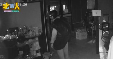 理大足球场办公室被爆窃 损失约20万