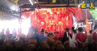 中元盂兰胜会遇通胀 多数街区普渡 量力而为