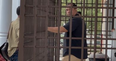 涉勒索2泰籍男 4警被控不认罪