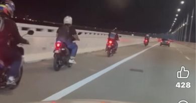 多名骑士二桥用汽车道惹议 网：他们不是乱闯 有原因