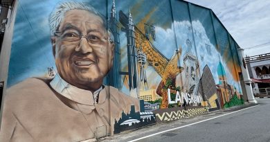 致敬百岁敦马贡献 壁画重现亚罗士打