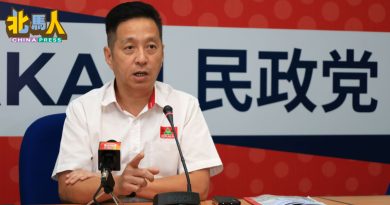 胡栋强建议政府 提供机票折扣 加强东西马交流