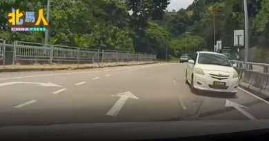 米桶山大道现逆行轿车  司机及时闪避险象环生