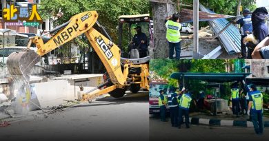 槟市政厅取缔无照小贩 外籍小贩 充公工具拆除非法结构