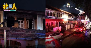 祝融光顾1双层排屋 消拯员迅速到场 扑灭大火